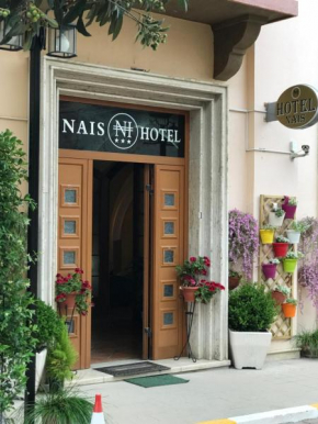  Hotel Nais  Дуррес